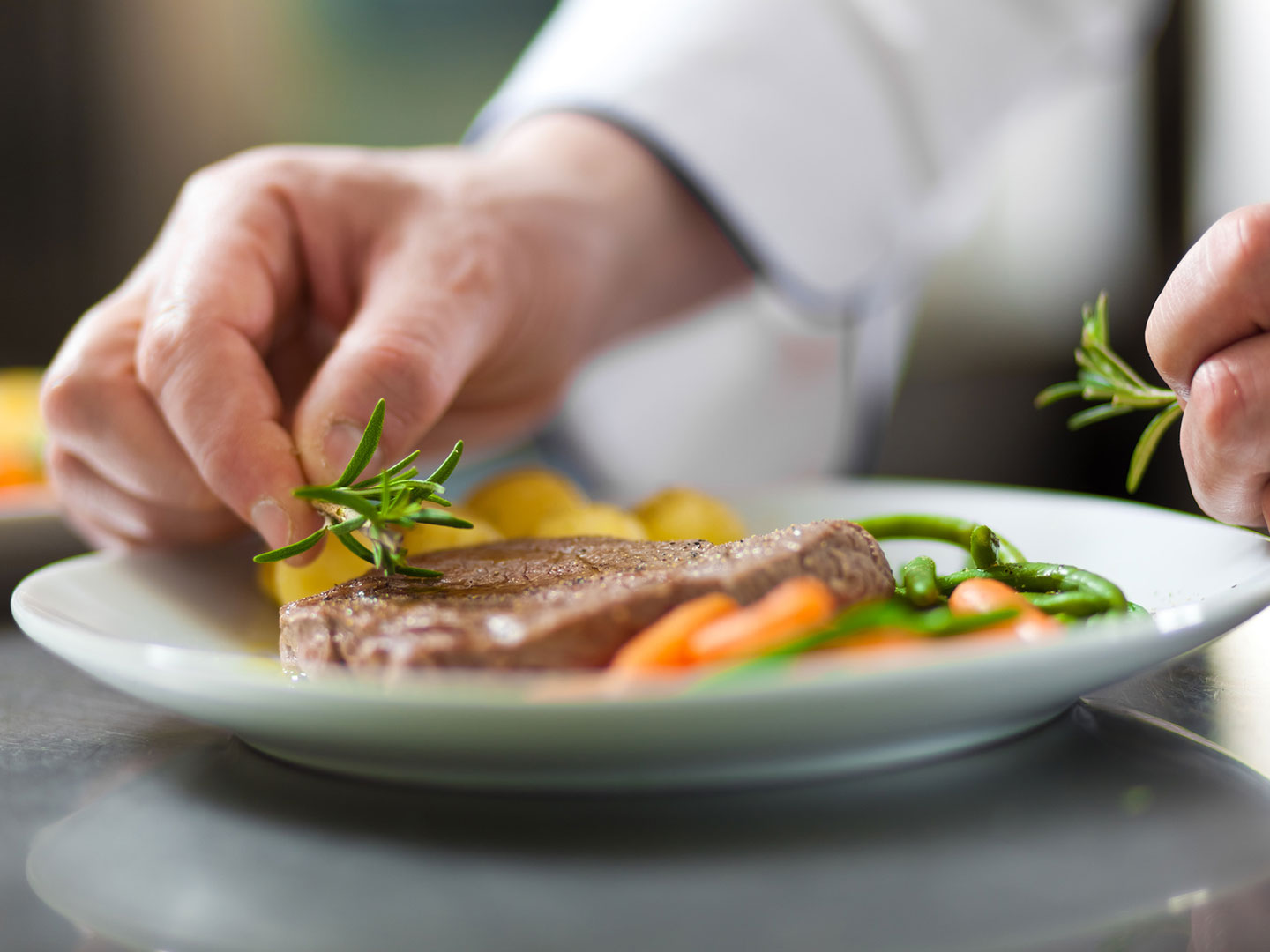 hotel-le-virevent-saint-raphael-soiree-etape Hôtel Le Virevent Saint Raphaël - Soirée Etape